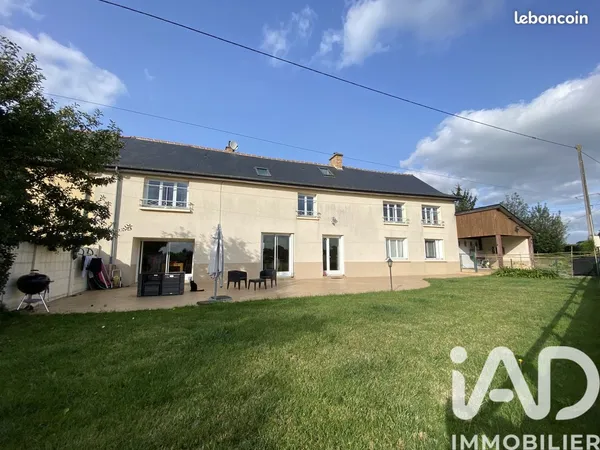 Maison 8 pièces 205 m² 