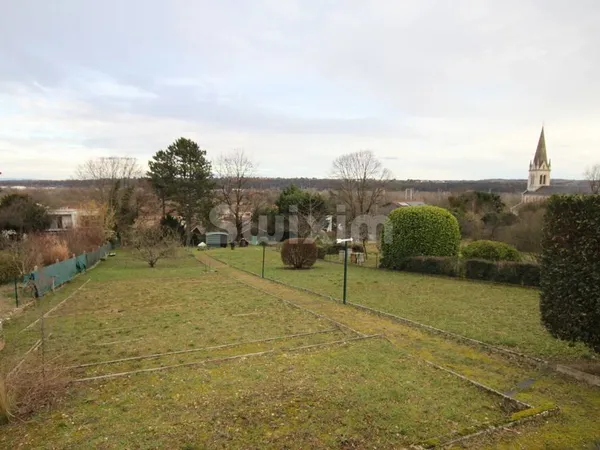 Maison à rénover avec vue panoramique 