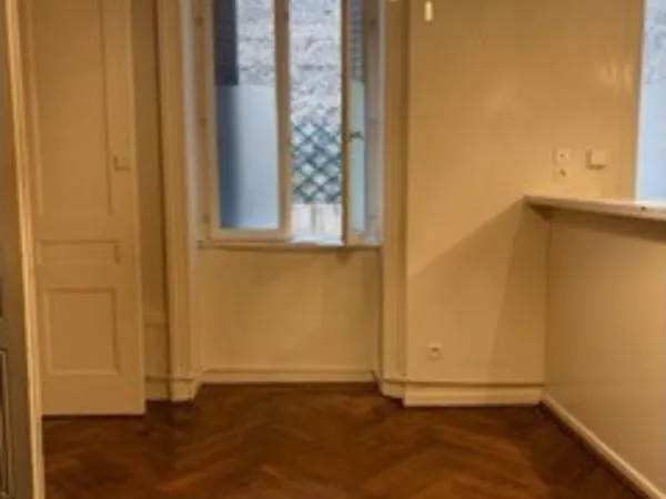 Appartement 1 pièce 33 m² 