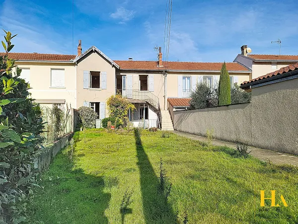 Maison à rénover complètement 