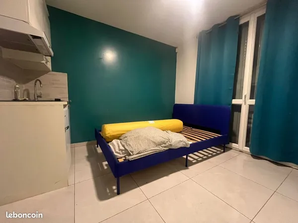Appartement 1 pièce 13 m² 
