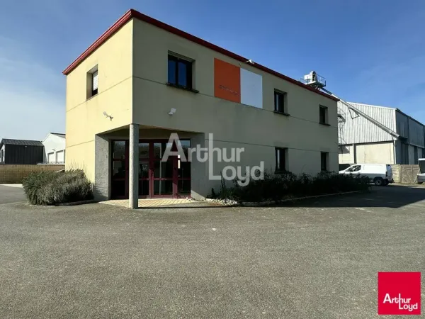 LOCAL D'ACTIVITE A VENDRE 