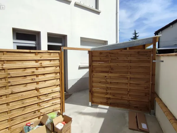 Appartement quartier FAC T1 + extérieur + Clim (disponible décembre) 
