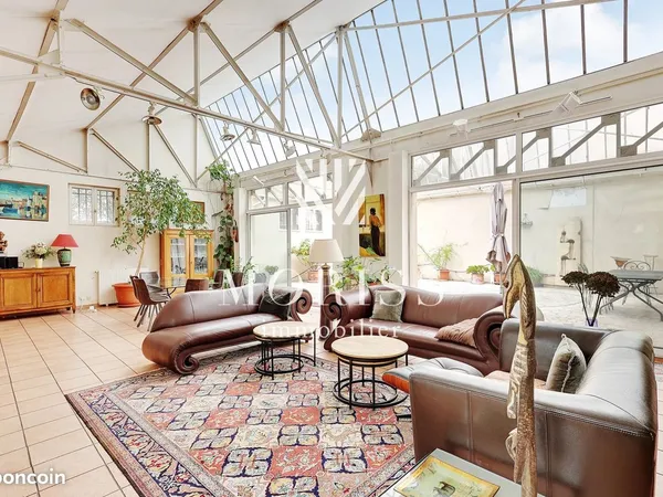 Maison 6 pièces 299 m² 