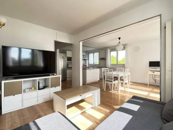 Appartement 4 pièces 82 m² 