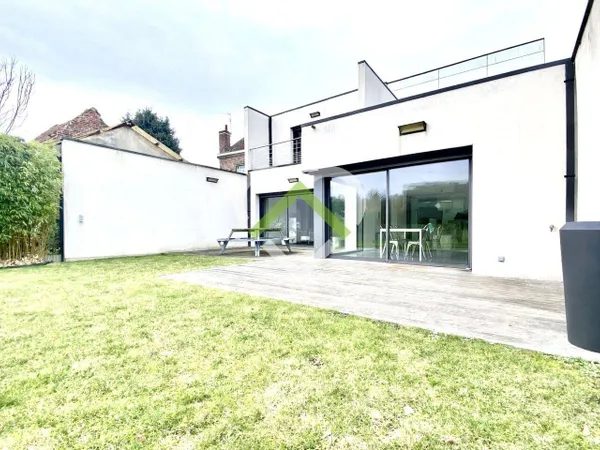 Maison 6 pièces 190 m² 