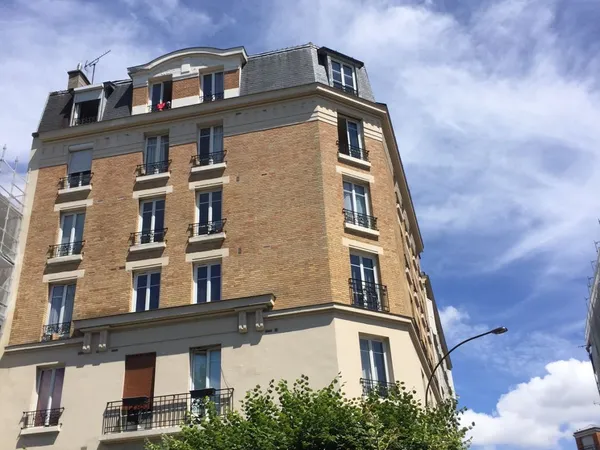 Appartement studio à LEVALLOIS-PERRET 