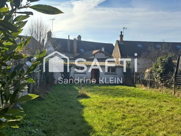 Maison de ville avec garage et jardin, Gare TER à pied 