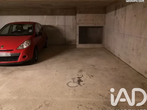 Parking/box 20 m² Pontoise 
