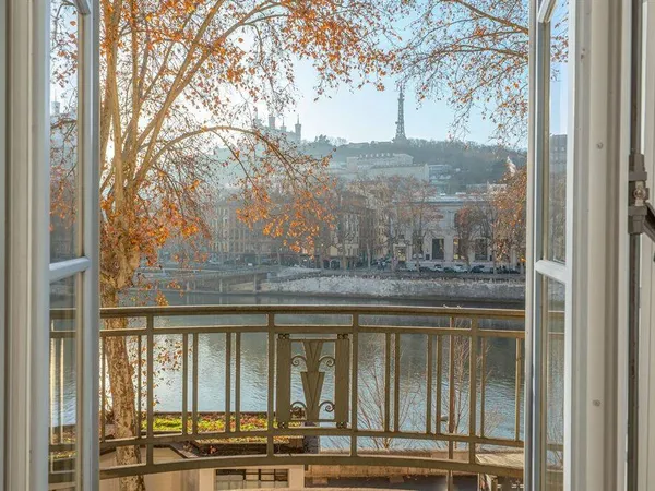 Appartement 2 pièces 78 m² 