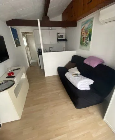 Studio meublé 