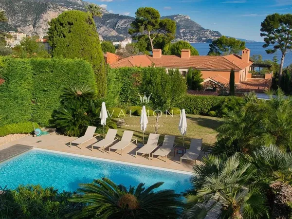 Villa 290 m² 