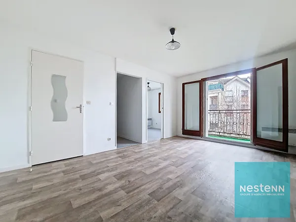 Appartement T2 au centre de Montereau Fault Yonne 
