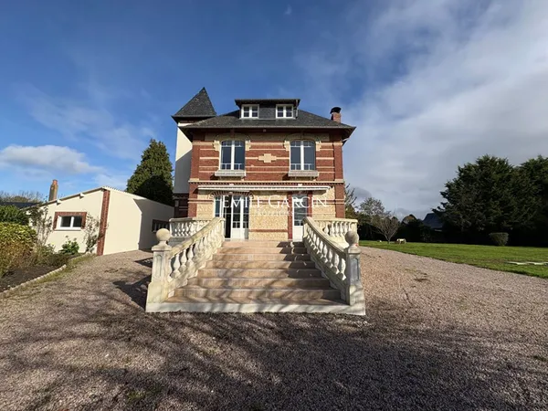 Propriété-Deauville- 10 pièce(s)- 240 m2- parc- dépendance 