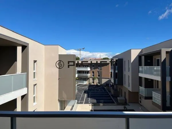 Appartement 3 pièces 61 m² 