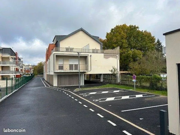 Appartement 1 pièce 55 m² 