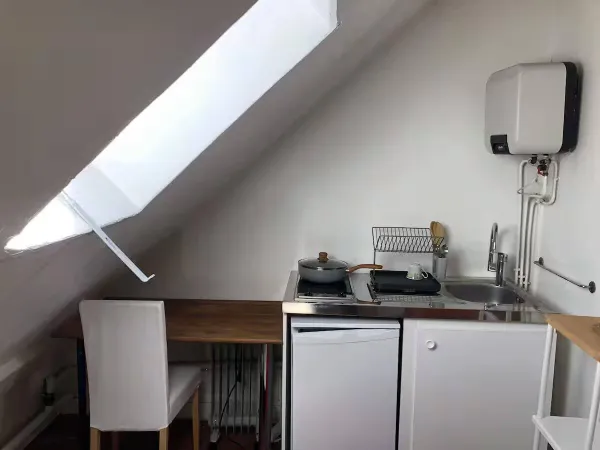 Appartement 1 pièce 9 m² 