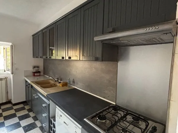 Maison de village a louer 