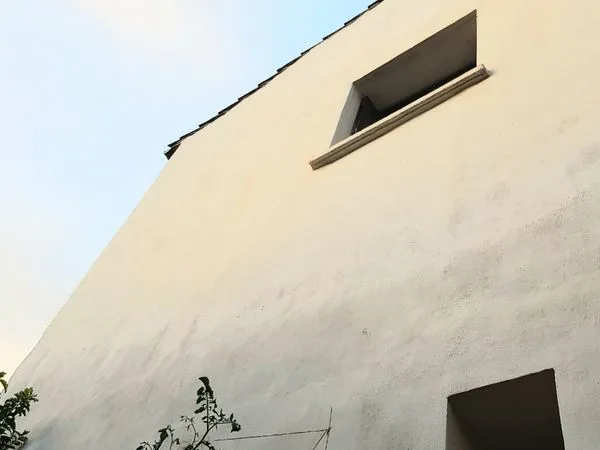 Elne 66200 - Grande Maison à Rénover + Petit Jardin 