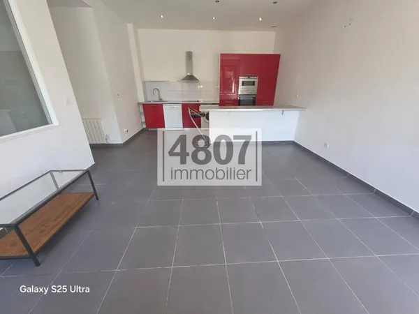 Appartement 2 pièces 65 m² 