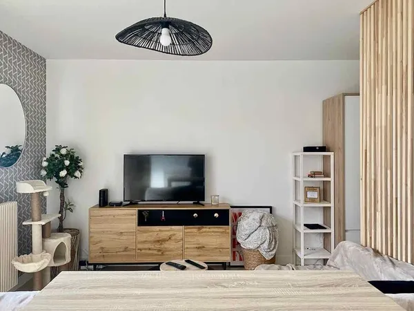 AGRÉABLE APPARTEMENT ASCENSEUR PARKING CAVE BORDEAUX CAUDÉRAN 