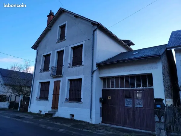 Maison 8 pièces 146 m² 