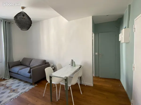 Appartement 2 P rénové - rue Haxo 