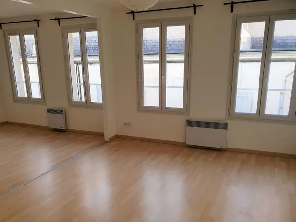 Appartement Cognac 55.0 m2 - Centre Ville 