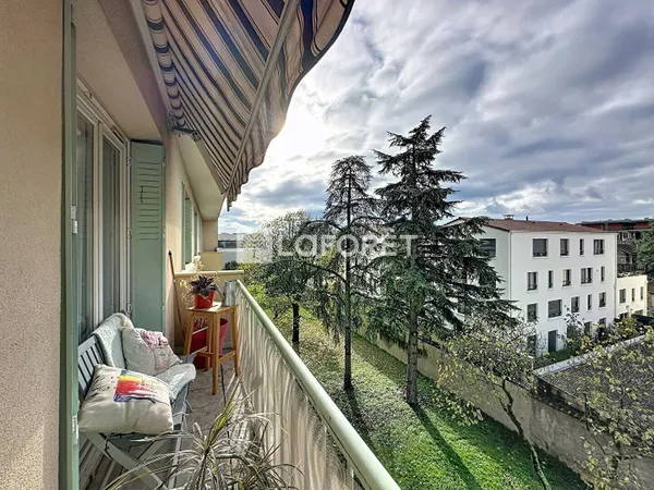 Appartement 4 pièces 65 m² 