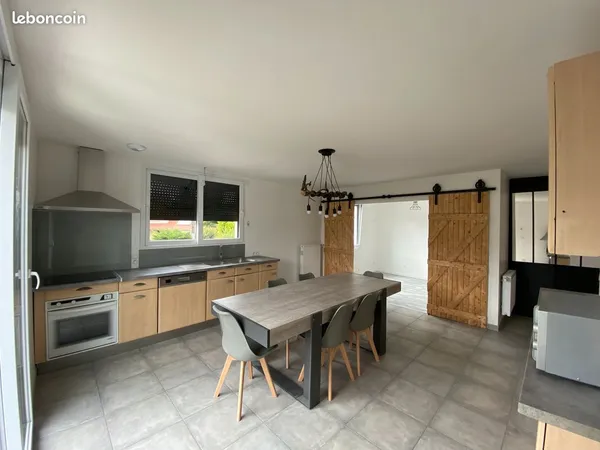 Deux chambres non meublées dans colocation 