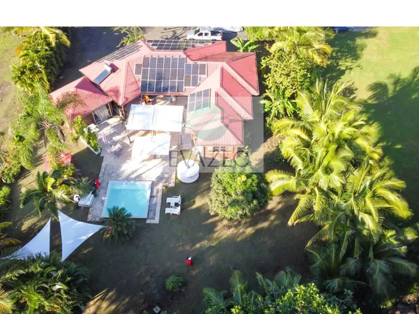 Villa 6 pièces 185 m² 