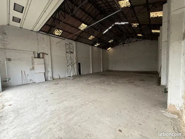 Bureau 1 170 m² 
