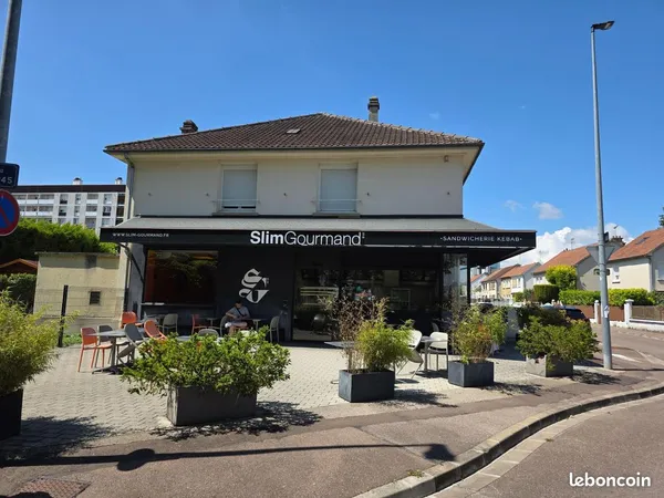 Immeuble 195 m² 