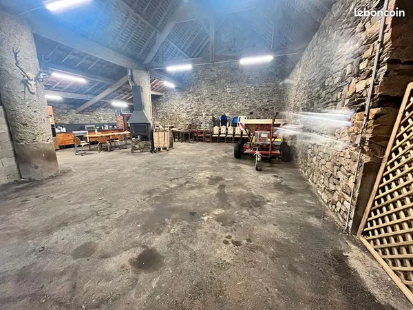 Maison 3 pièces 185 m² 