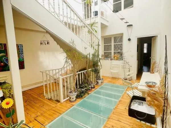 Appartement 4 pièces 169 m² 