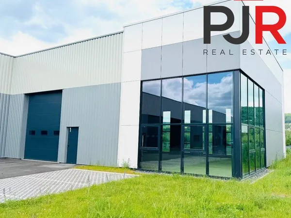Bureaux 334 m² 
