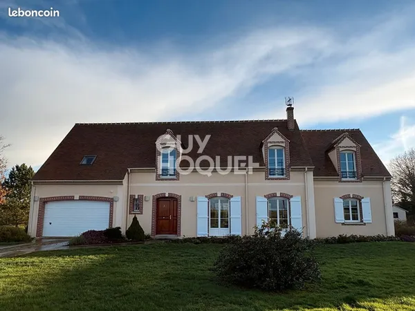 Maison 6 pièces 219 m² 