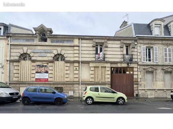 Appartements à aménager rue des Capucins 