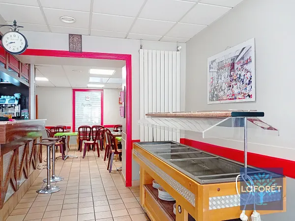Local commercial 1 pièce 442 m² 