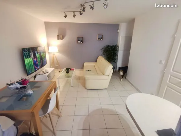 Location t2 terrasse place parking 