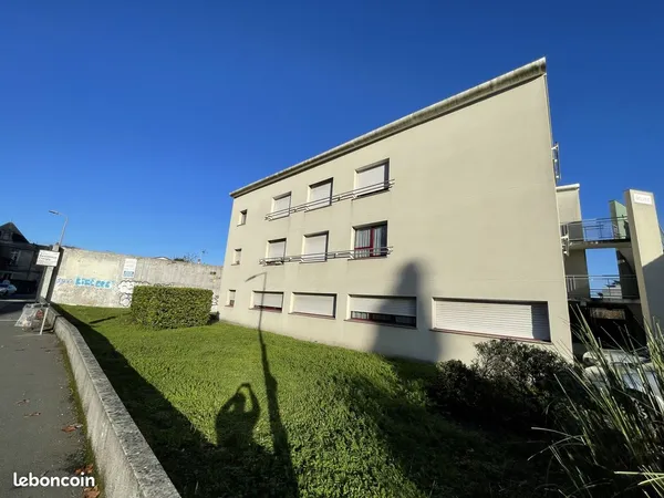 Studio 1 pièce 21 m² 