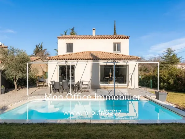 Vends maison récente 