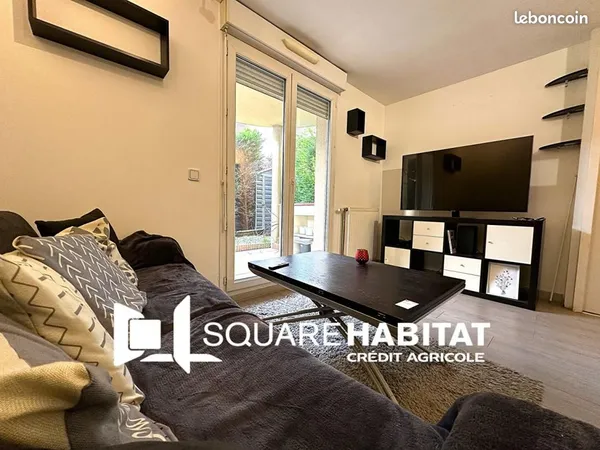 Studio 1 pièce 27 m² 