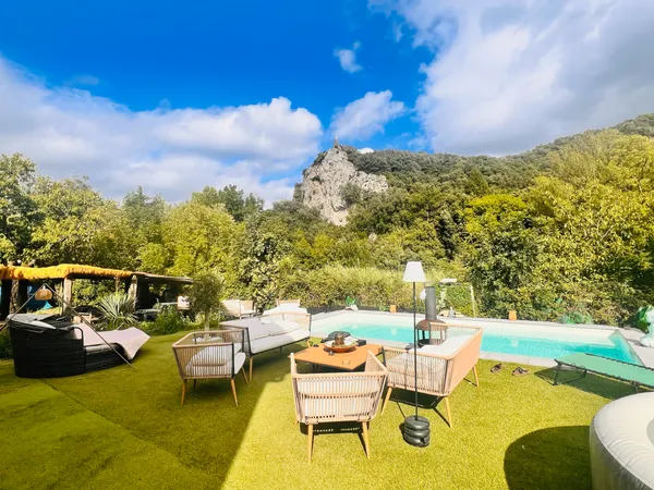 Maison 7 pièces 180 m² 
