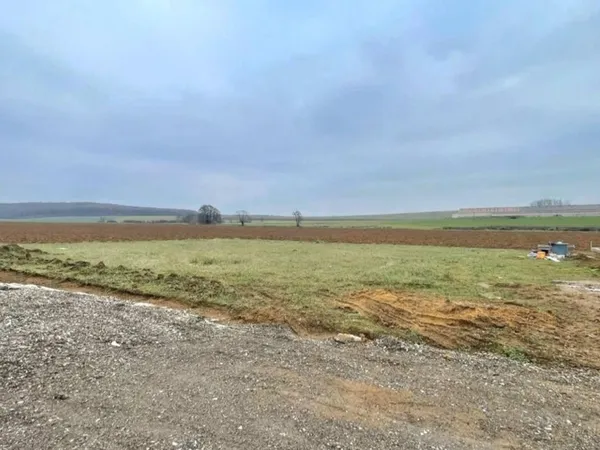 Terrain 943 m² 