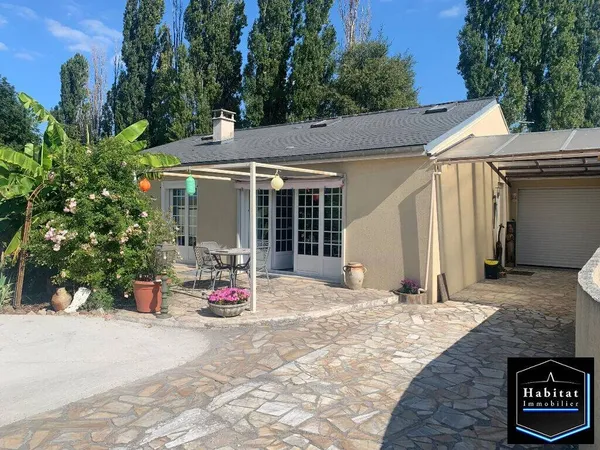 Maison de plain-pied 7 pièces 170 m² 