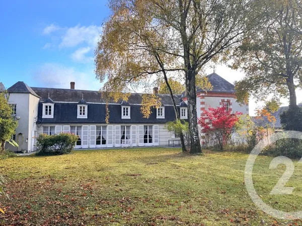 Maison 14 pièces 375 m² 
