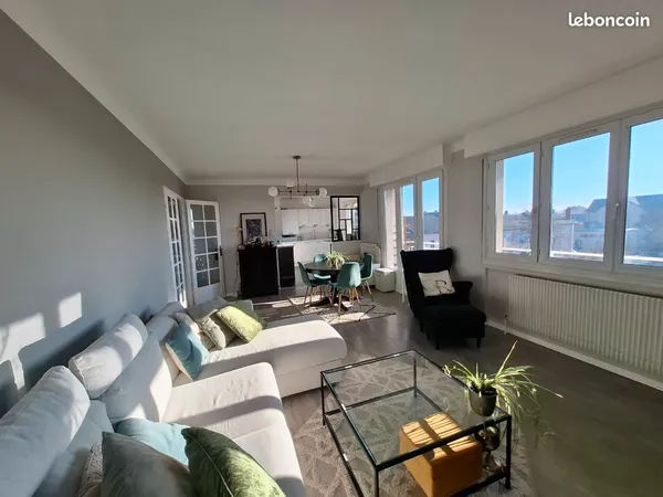 Appartement lumineux Saint Max 