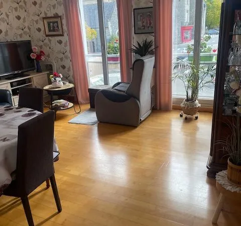 Loue appartement T3 centre ville Laval - quartier cathedrale 