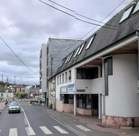 Local professionnel 283 m² 